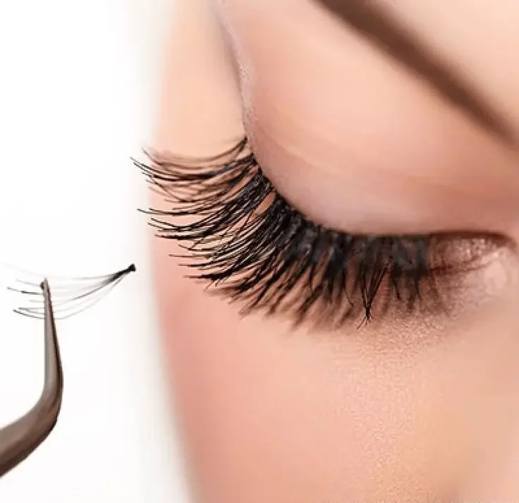 Ánh mắt thanh tú đầy tự tin
